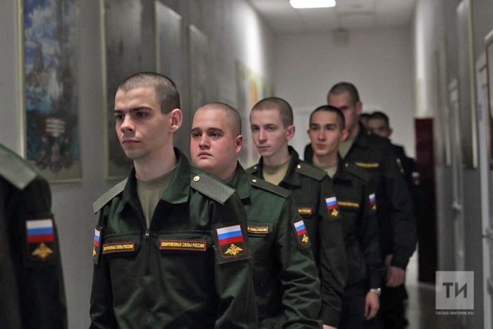 Срочников весеннего призыва не будут направлять на службу в новые регионы и на СВО