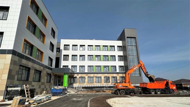 Готовность дополнительного корпуса к лицею «Алгоритм» в Куюках составляет 79%