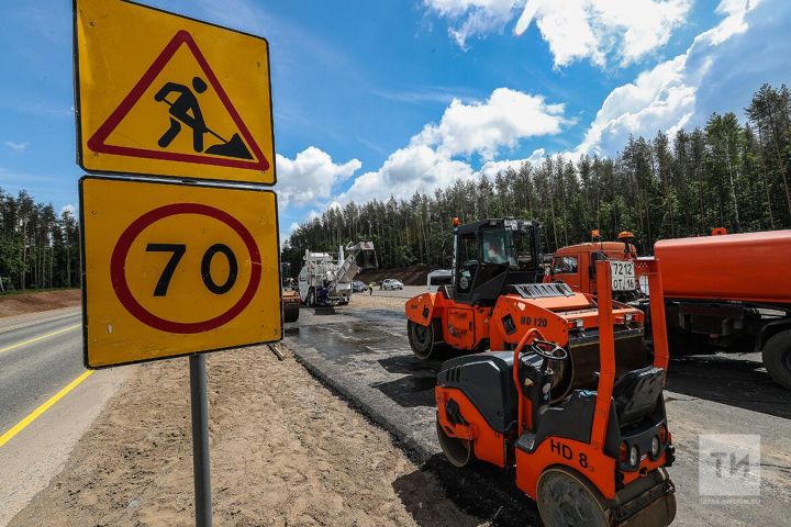 После вмешательства прокуратуры в поселке Сосновый Бор начался ремонт дороги