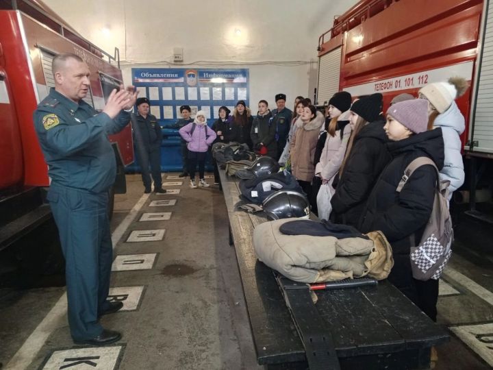 Пестречинские ученики посетили пожарную часть