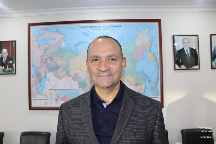 Директору «Ак Барс Пестрецы» Радику Зиннатову присвоено звание
