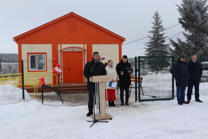 Кибәк Иле авылында яңа фельдшер-акушерлык пункты ачылды