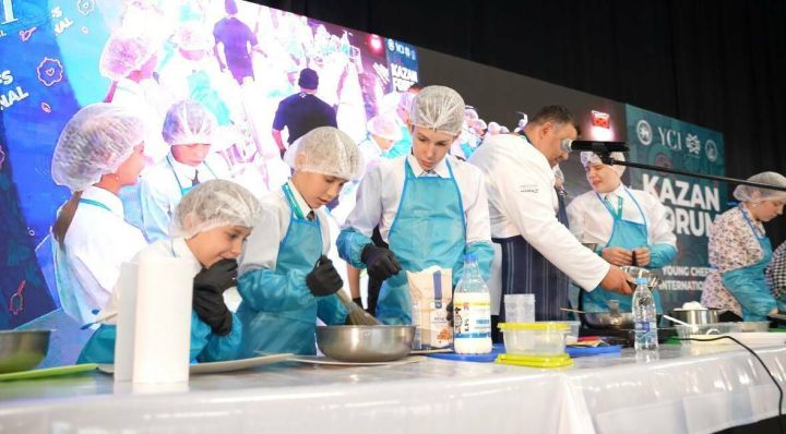 Дети-сироты из Пестречинского района стали участниками кулинарного мастер-класса на KazanForum