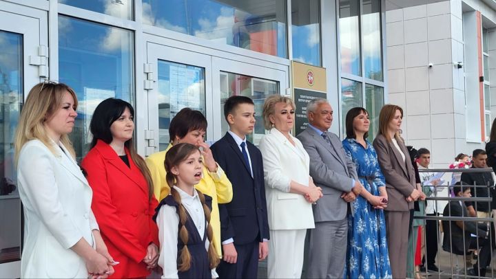 Последний звонок прозвенел для пестречинских выпускников