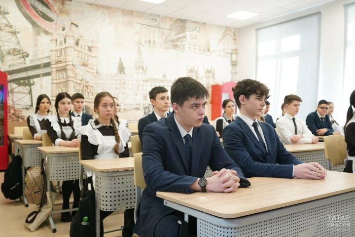 Из школьной программы двух классов уберут уроки обществознания