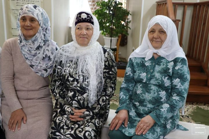 В мечети «Рамазан» села Ленино-Кокушкино прошел «последний звонок»