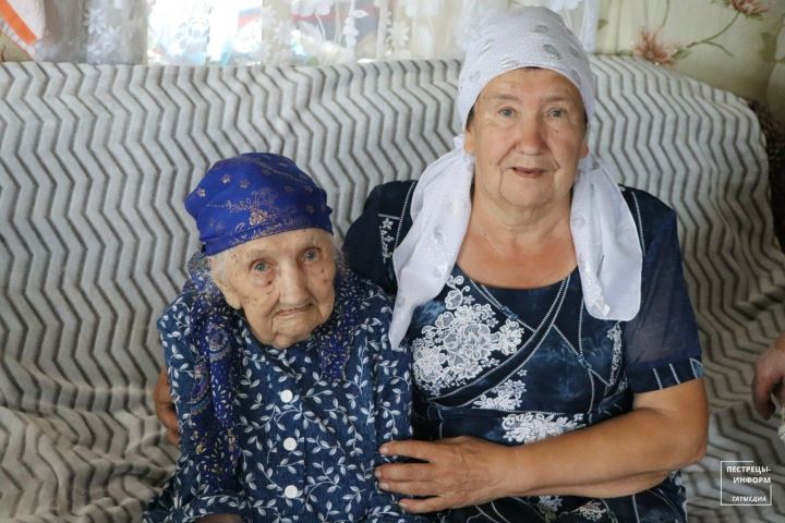 Анастасии Антоновой из деревни Альвидино исполнилось 106 лет