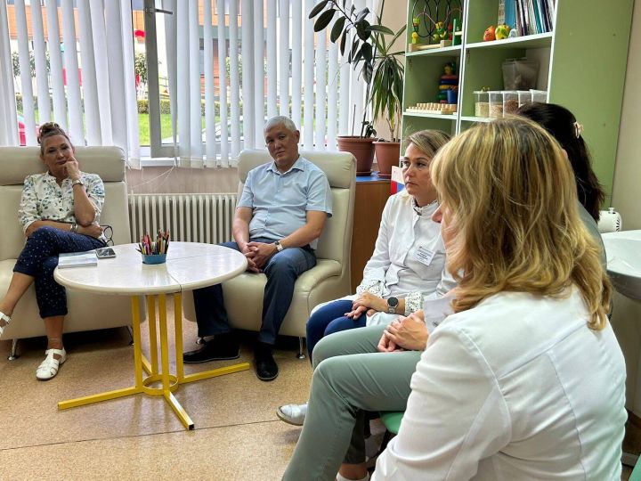 Прямая линия по вопросам медицины и лекарственного обеспечения пройдет в Татарстане