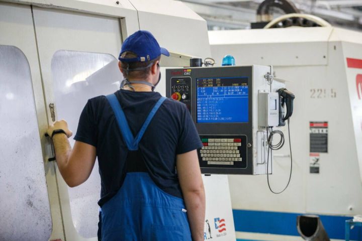 С 1 сентября вступит в силу новый лимит сверхурочной работы