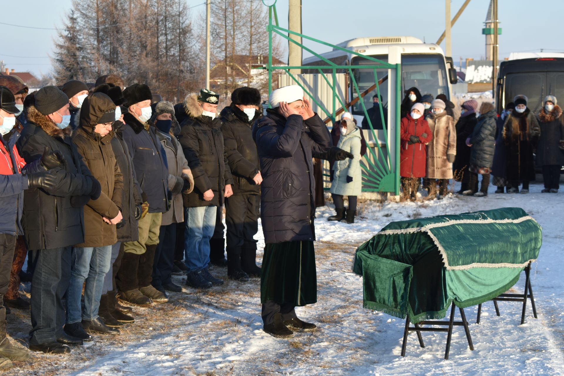 Сегодня простились с народным артистом РТ и заслуженным артистом России Айдаром Хафизовым