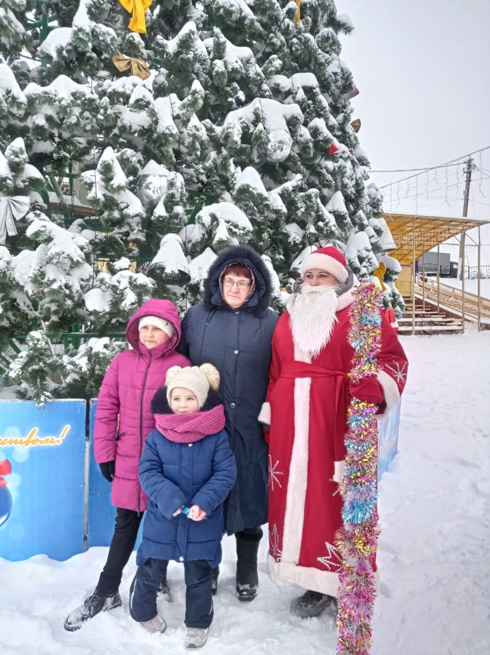 В Пестрецах сотрудники детского сада "Колокольчик" создали праздничную атмосферу