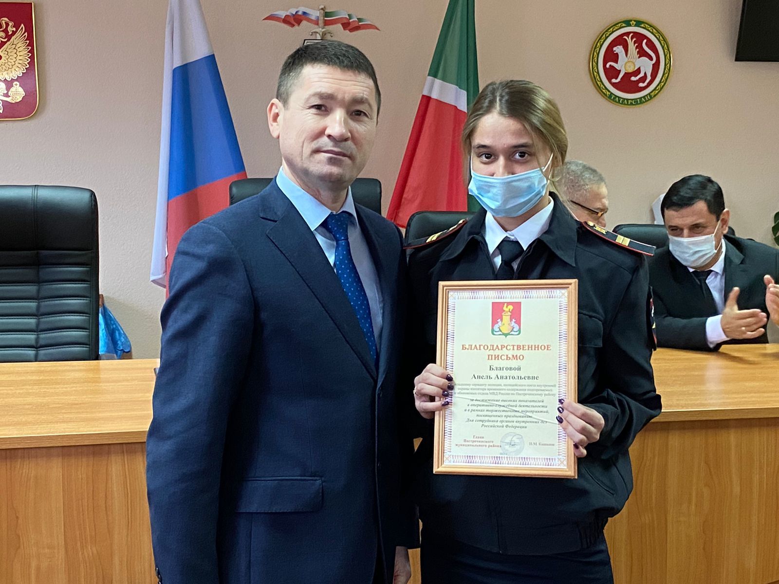 Полиция хезмәткәрләре көнендә Питрәч район эчке эшләр бүлегендә тантаналы чара узды