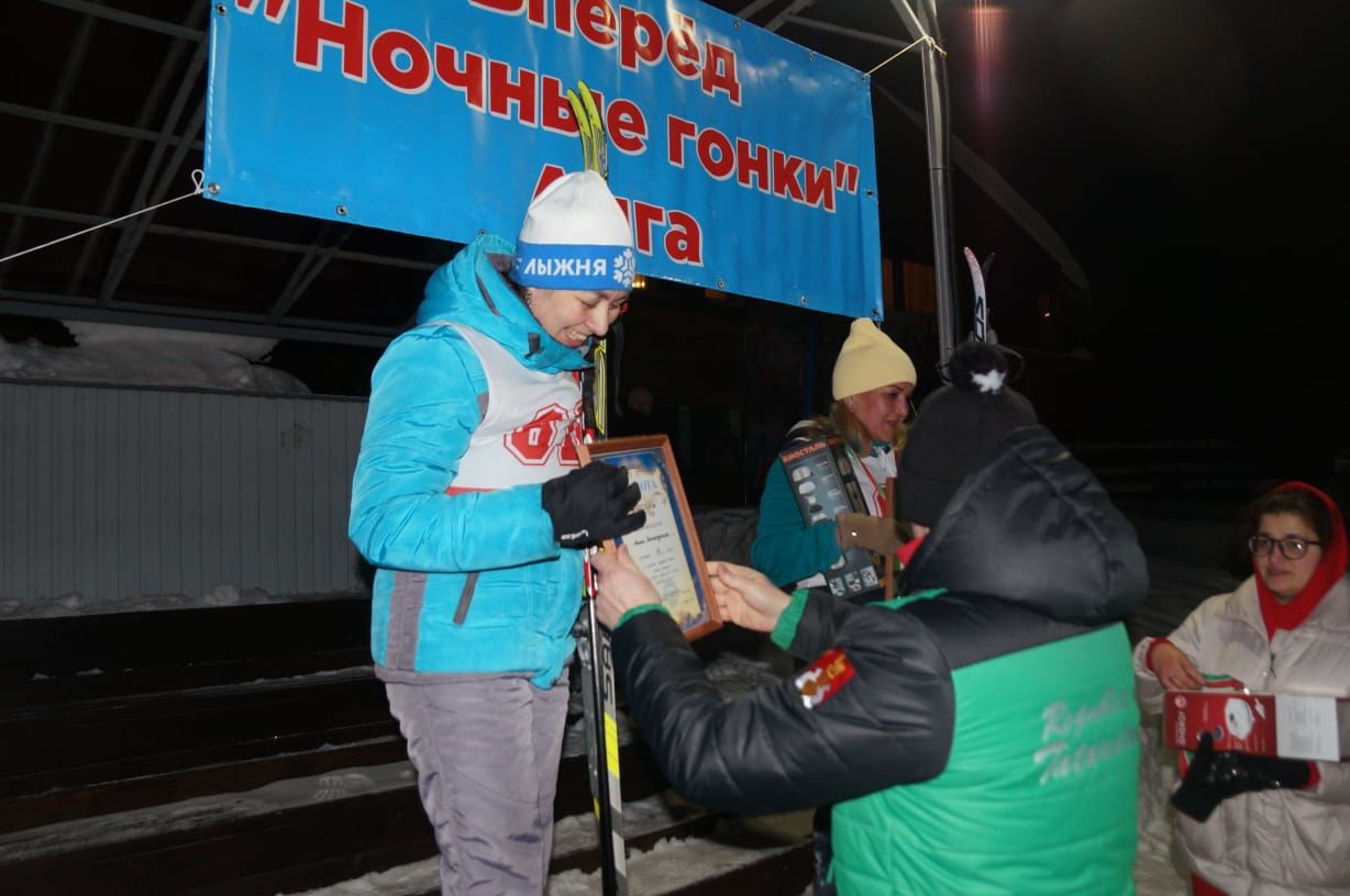 В Пестрецах состоялись ночные лыжные гонки