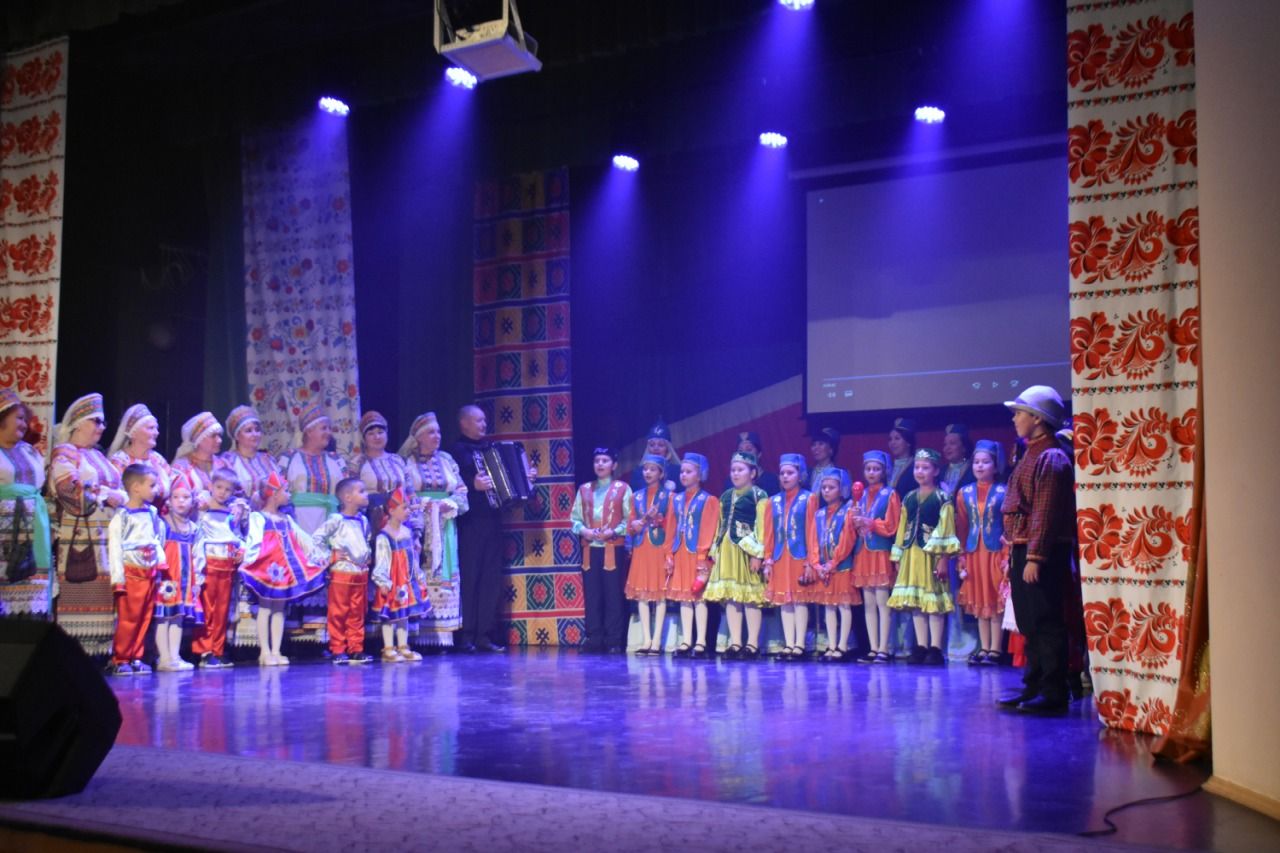 В Пестрецах состоялся концерт ко Дню народного единства