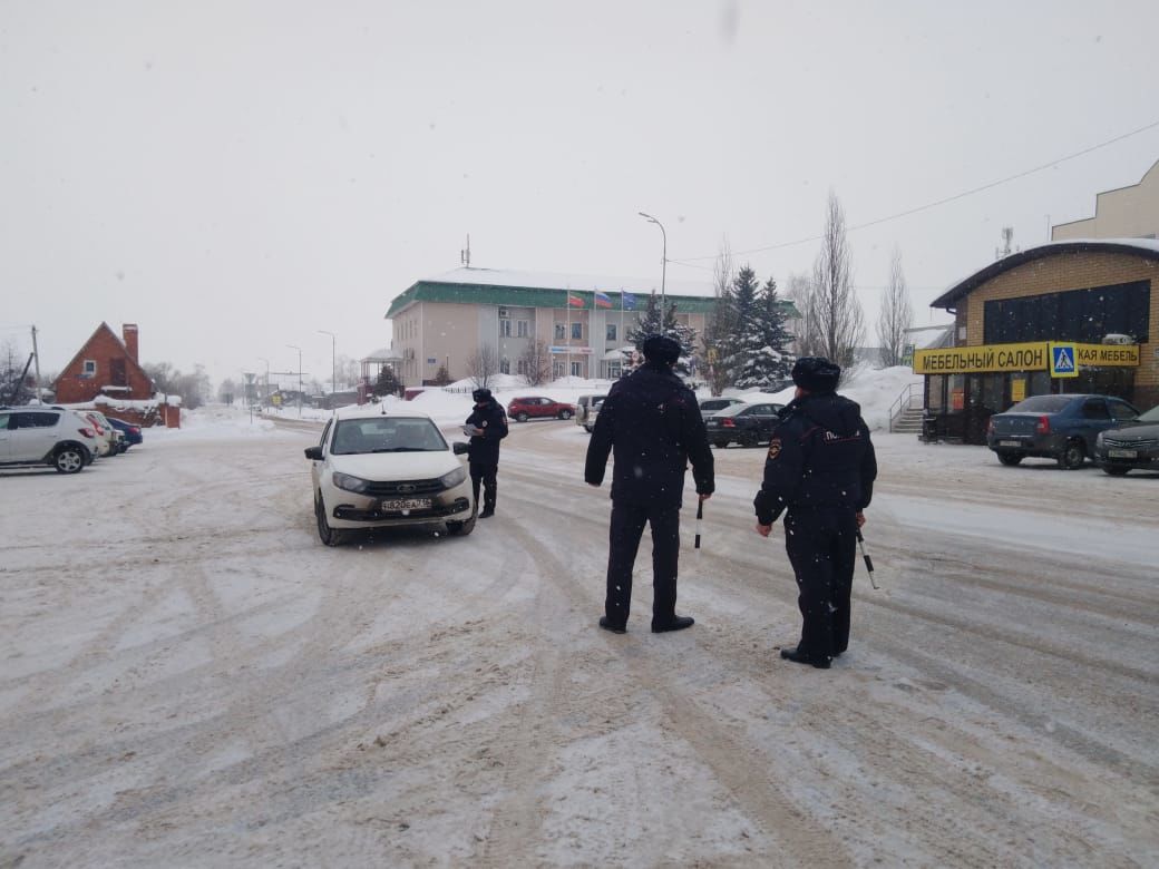 На пестречинских автодорогах прошел рейд по выявлению водителей-нарушителей