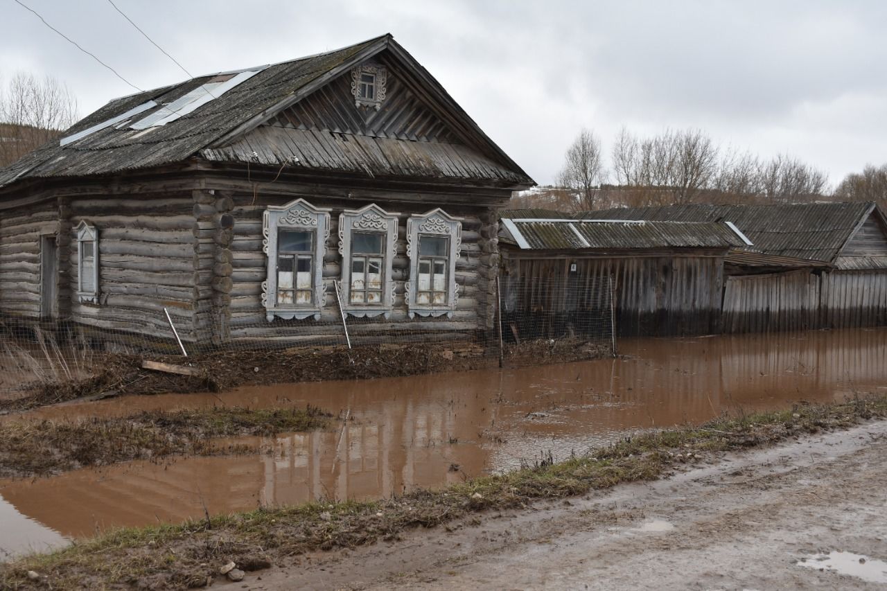 В Кибячах затопило 9 домов: вода к вечеру уменьшилась