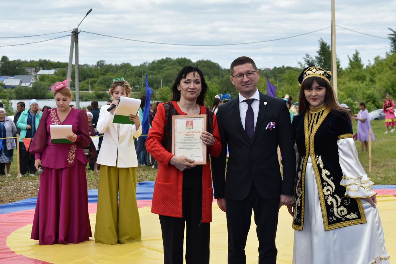 В Ленино-Кокушкино на живописном берегу реки Ушня прошёл Сабантуй