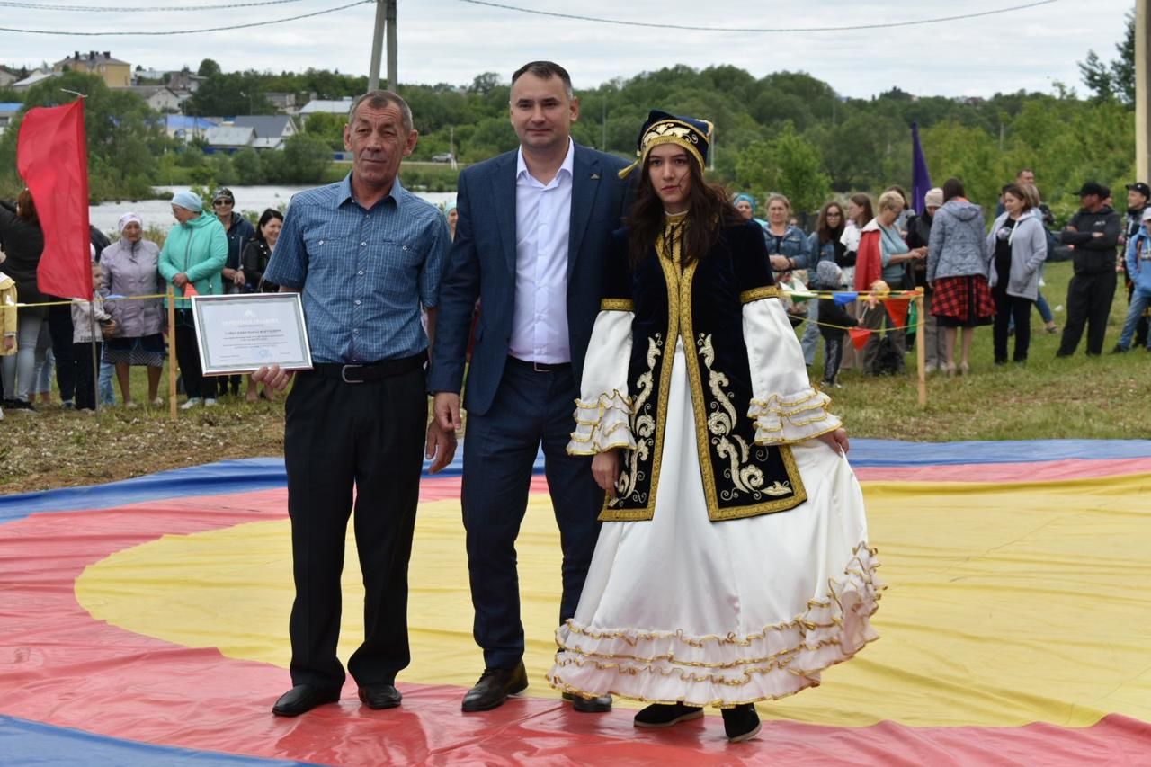 В Ленино-Кокушкино на живописном берегу реки Ушня прошёл Сабантуй