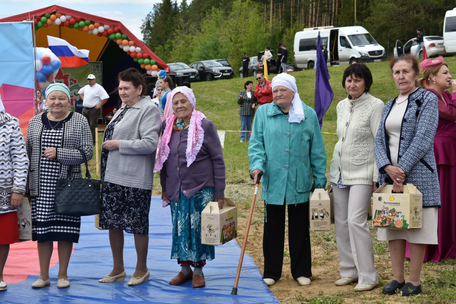 В Ленино-Кокушкино на живописном берегу реки Ушня прошёл Сабантуй