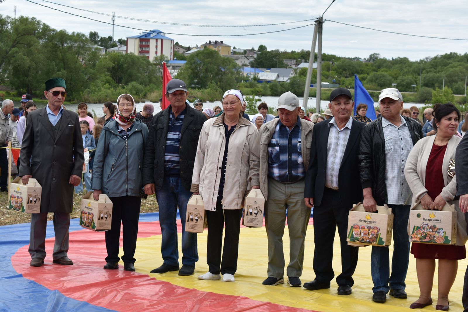 В Ленино-Кокушкино на живописном берегу реки Ушня прошёл Сабантуй