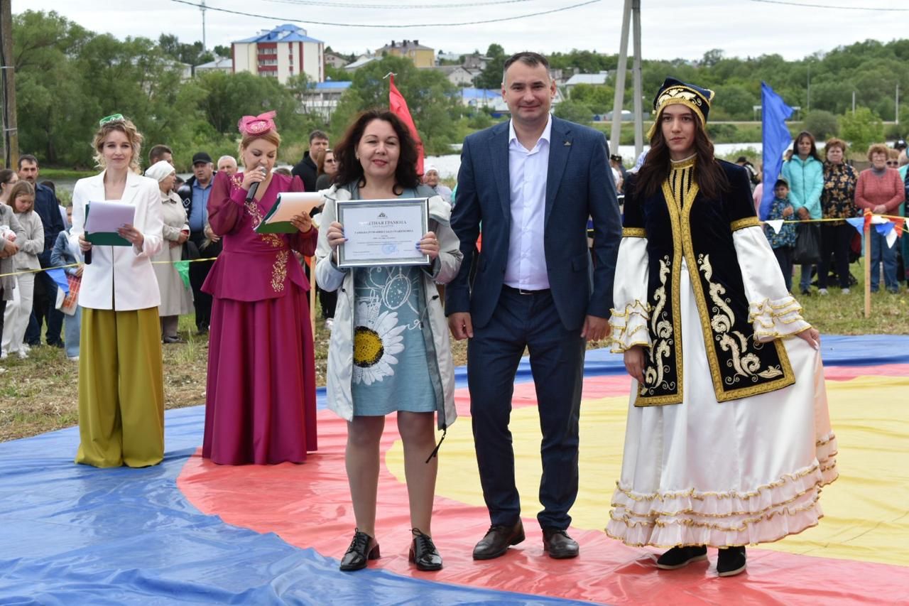 В Ленино-Кокушкино на живописном берегу реки Ушня прошёл Сабантуй