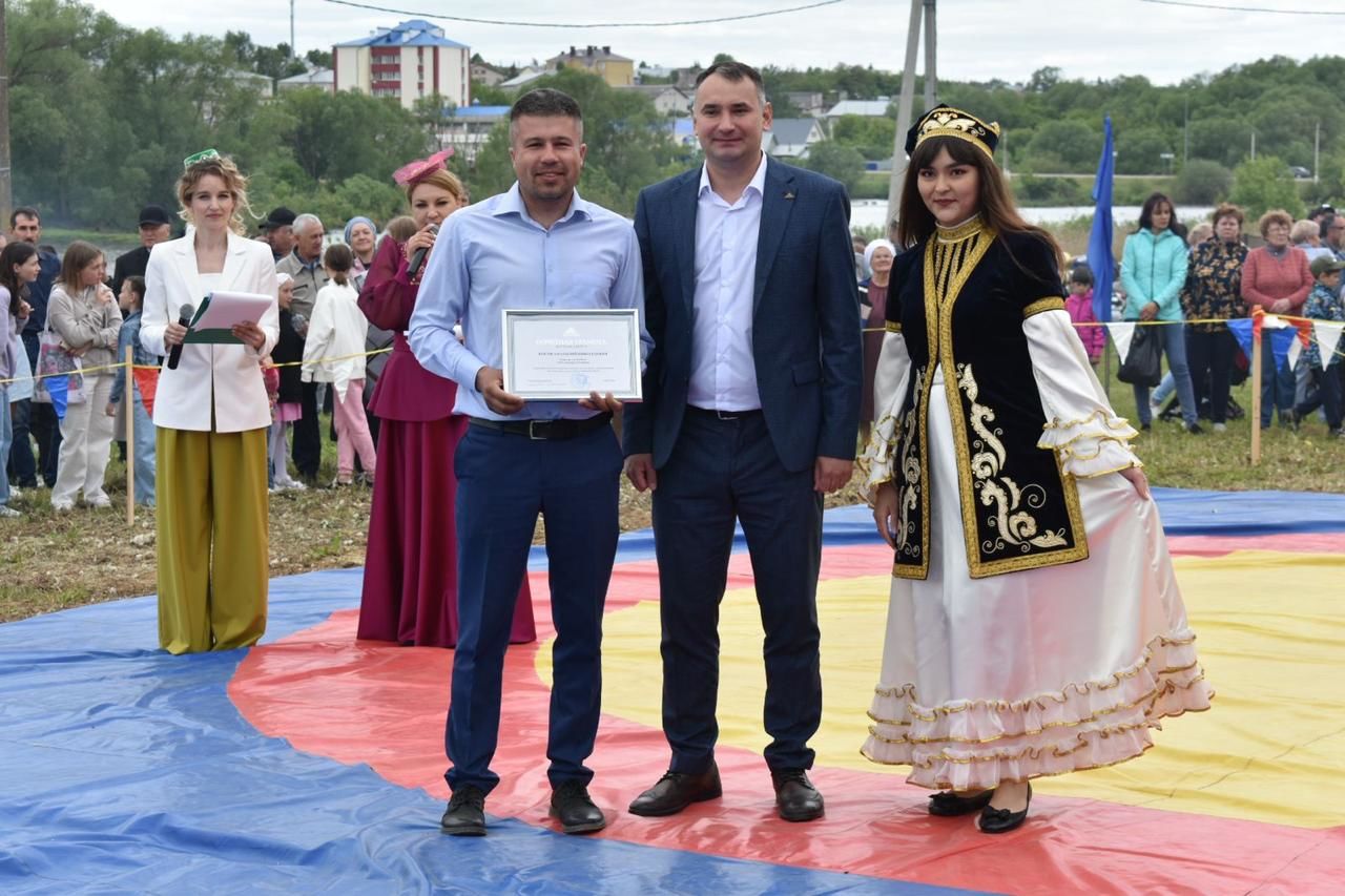 В Ленино-Кокушкино на живописном берегу реки Ушня прошёл Сабантуй