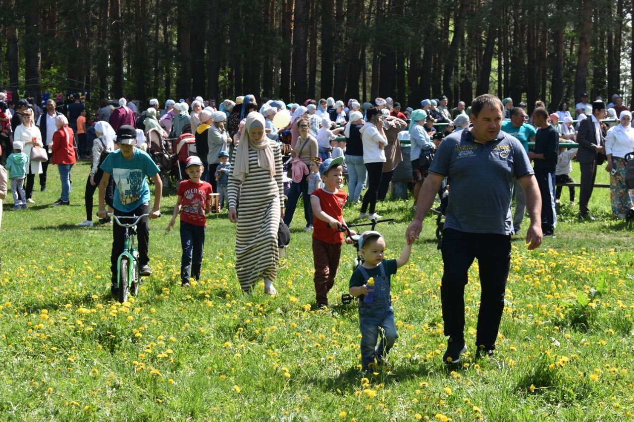 В селе Шали впервые прошёл детский мусульманский Сабантуй