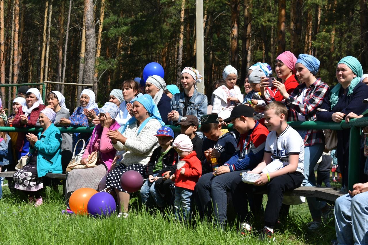 В селе Шали впервые прошёл детский мусульманский Сабантуй