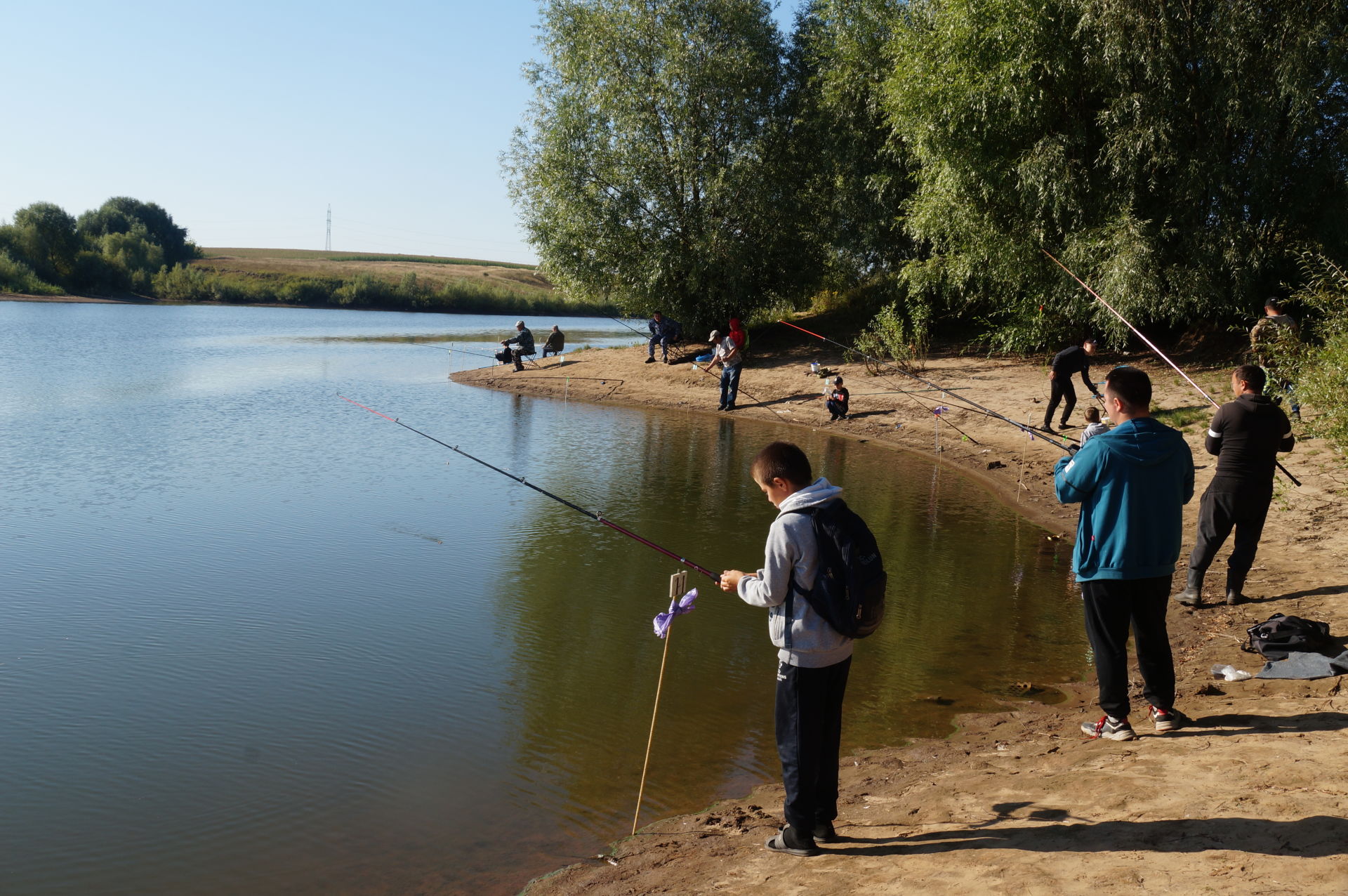 На шалинском пруду прошло открытое первенство по ловле рыбы