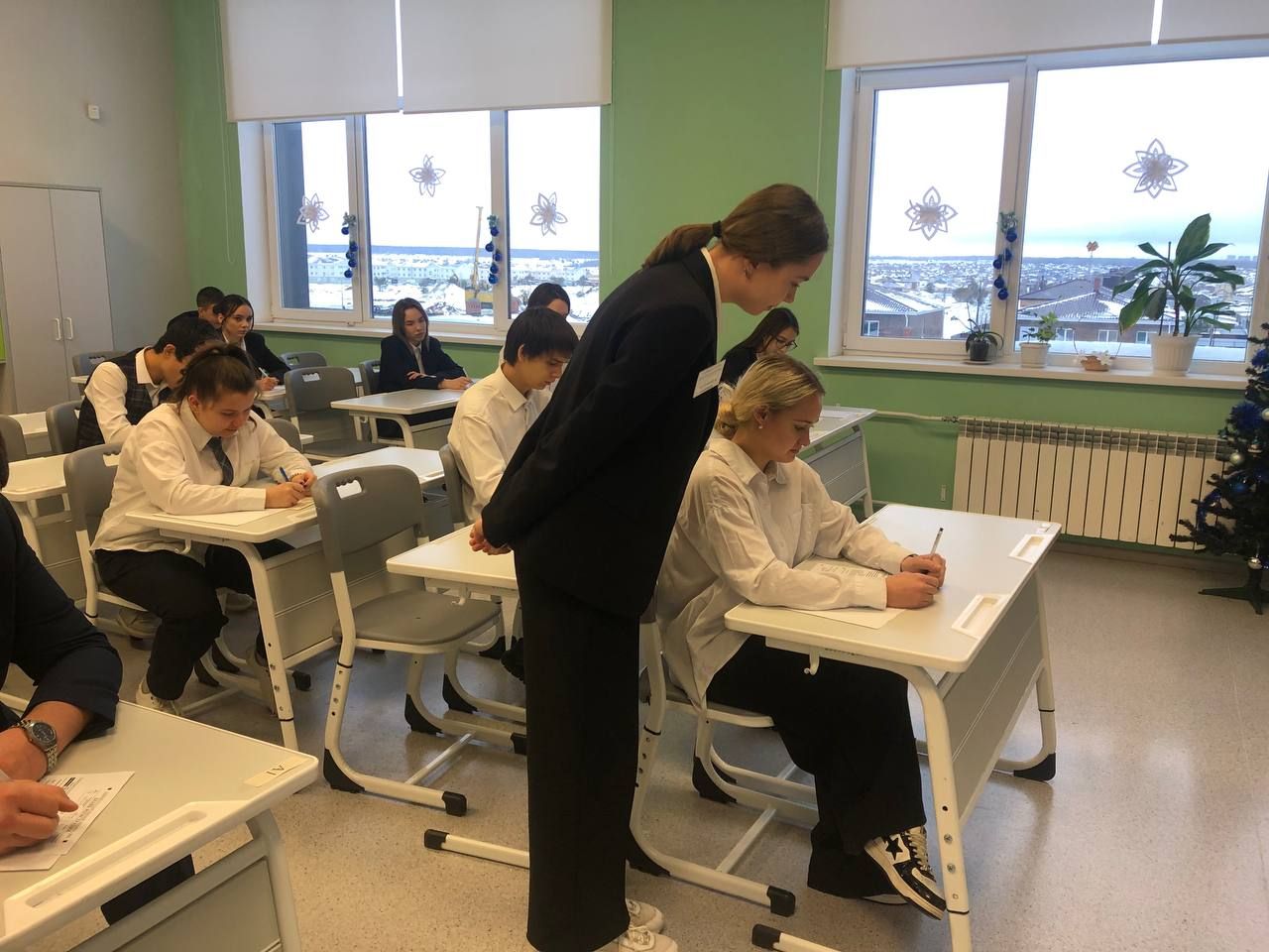 В пестречинских школах прошла региональная акция «Всё решают только знания: разберем со специалистом!»