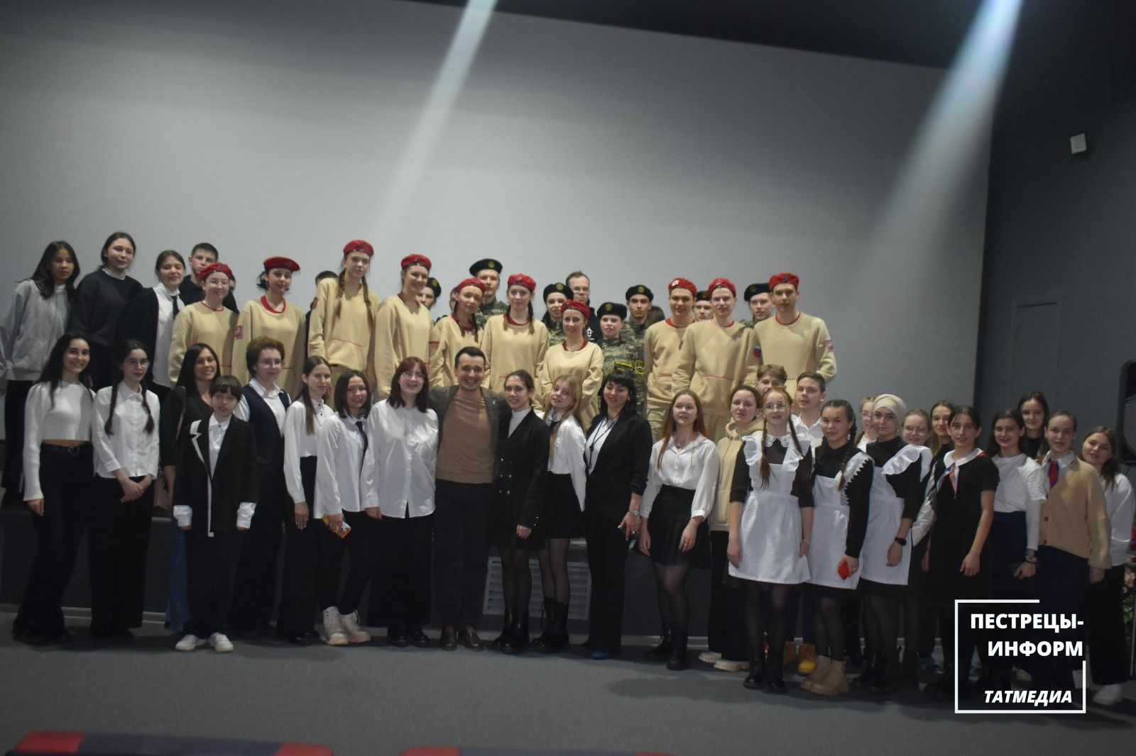 С пестречинскими школьниками встретился помощник Раиса РТ