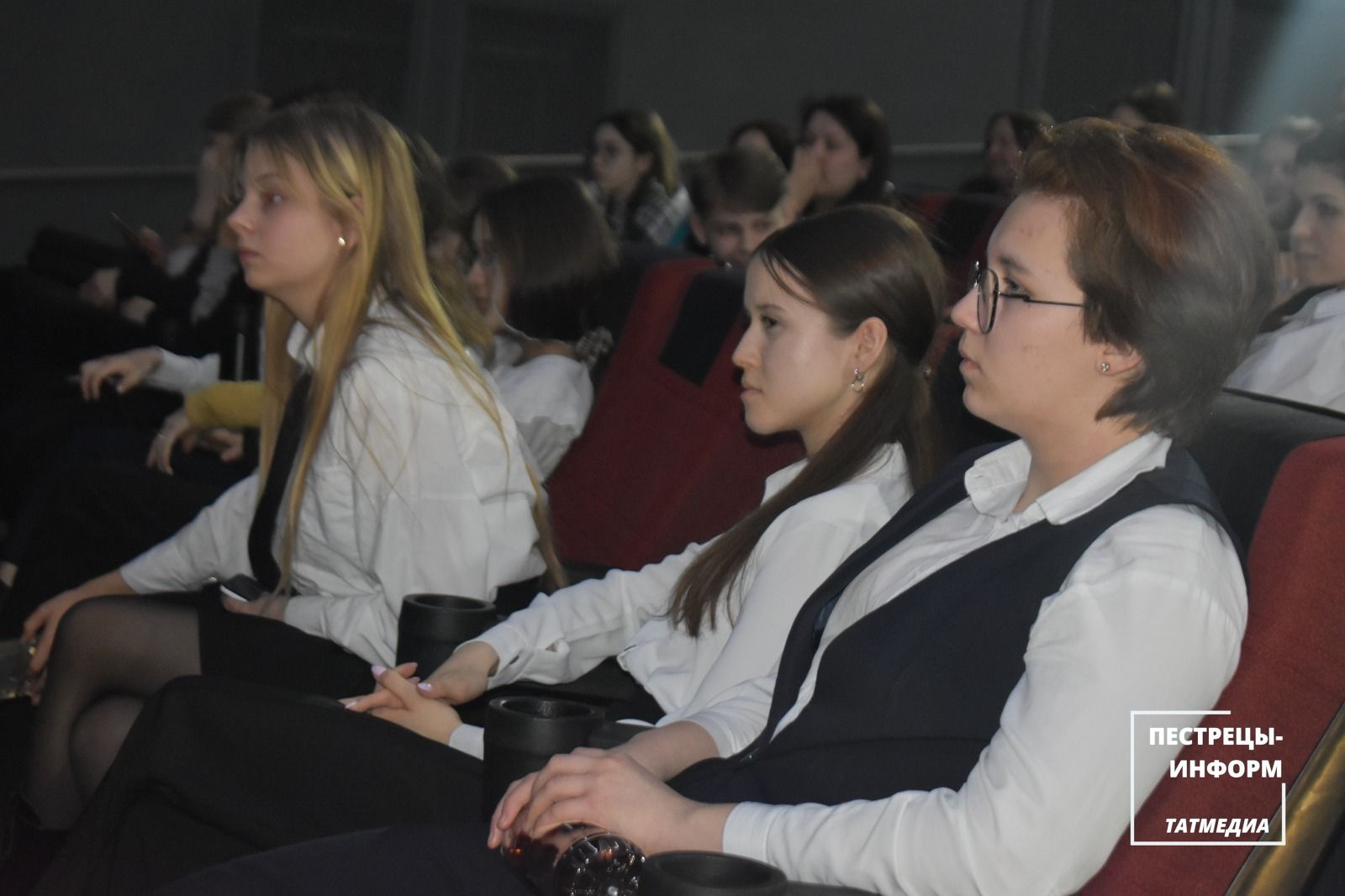 С пестречинскими школьниками встретился помощник Раиса РТ