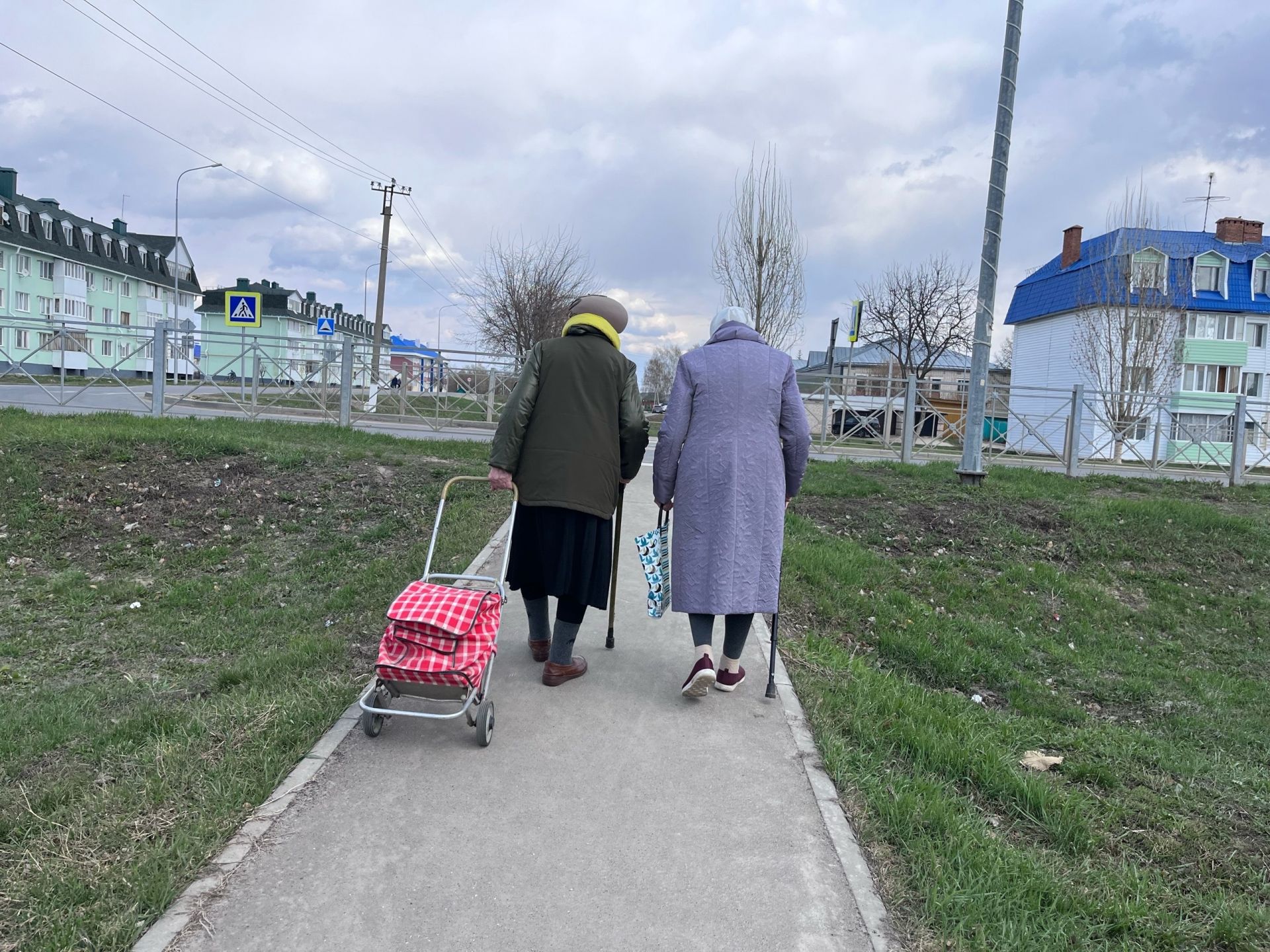 Яңа Шигали авылында яшәүче пенсионер 600 мең сум акчасың югалткан