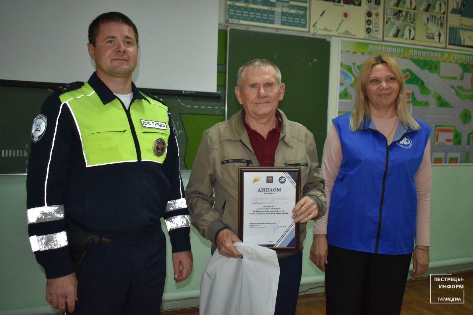 В Пестрецах прошёл конкурс среди пенсионеров-водителей