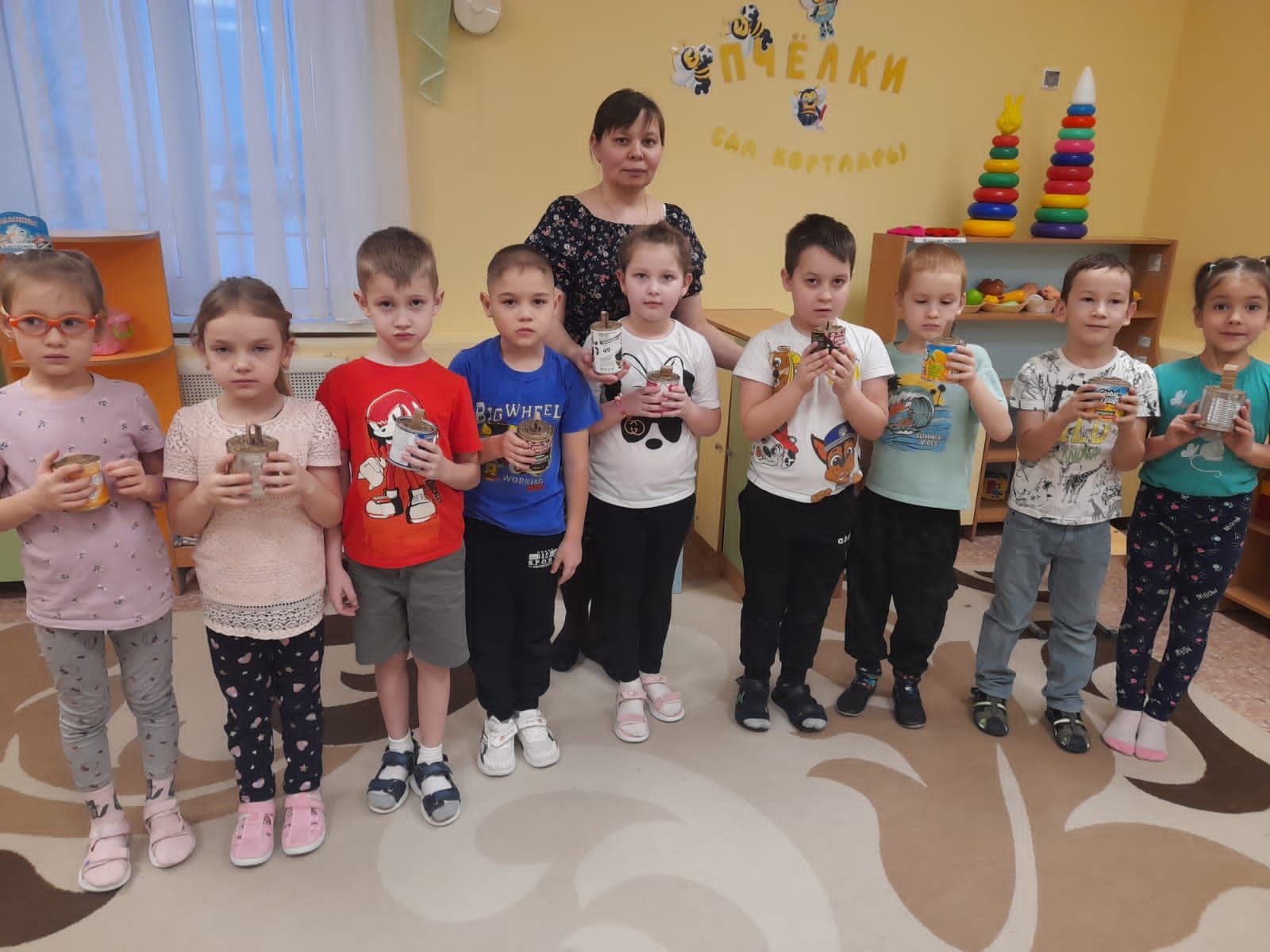 Пестречинские детсадовцы делают окопные свечи