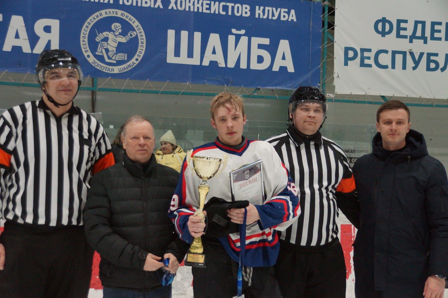 Пестречинские хоккеисты завоевали серебряные медали