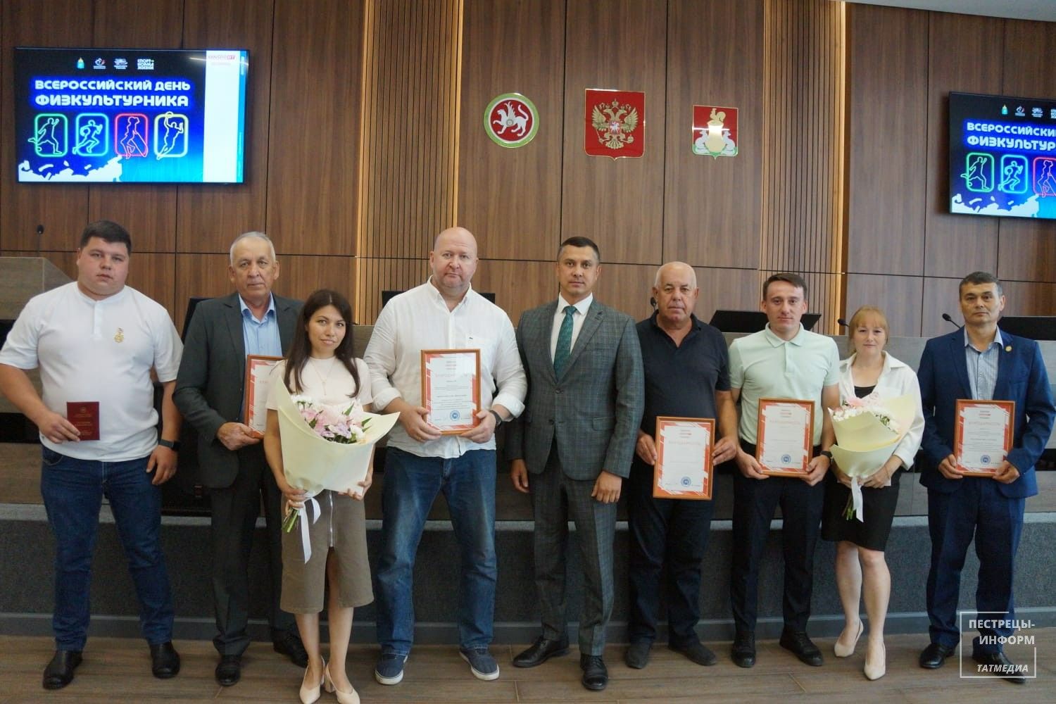 В Пестрецах чествовали спортсменов, тренеров и ветеранов