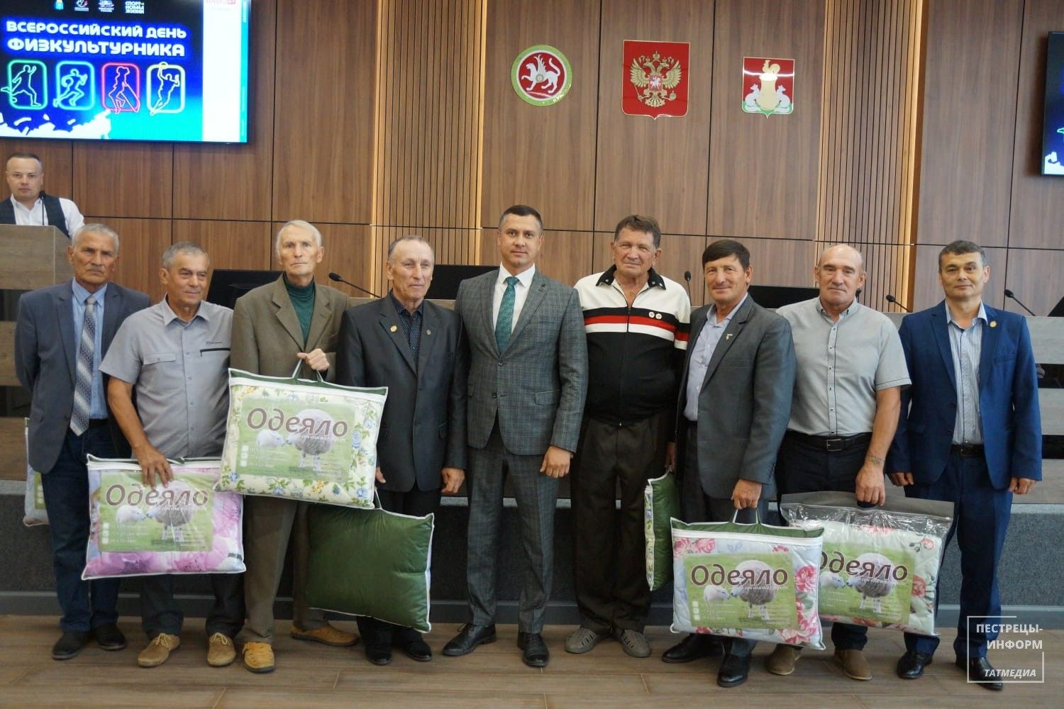 В Пестрецах чествовали спортсменов, тренеров и ветеранов