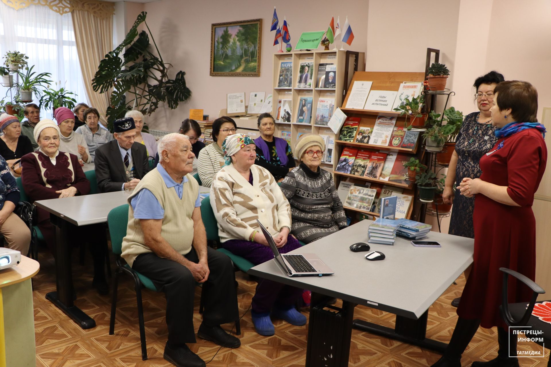 В Ленино-Кокушкино представили книгу к 100-летию школы