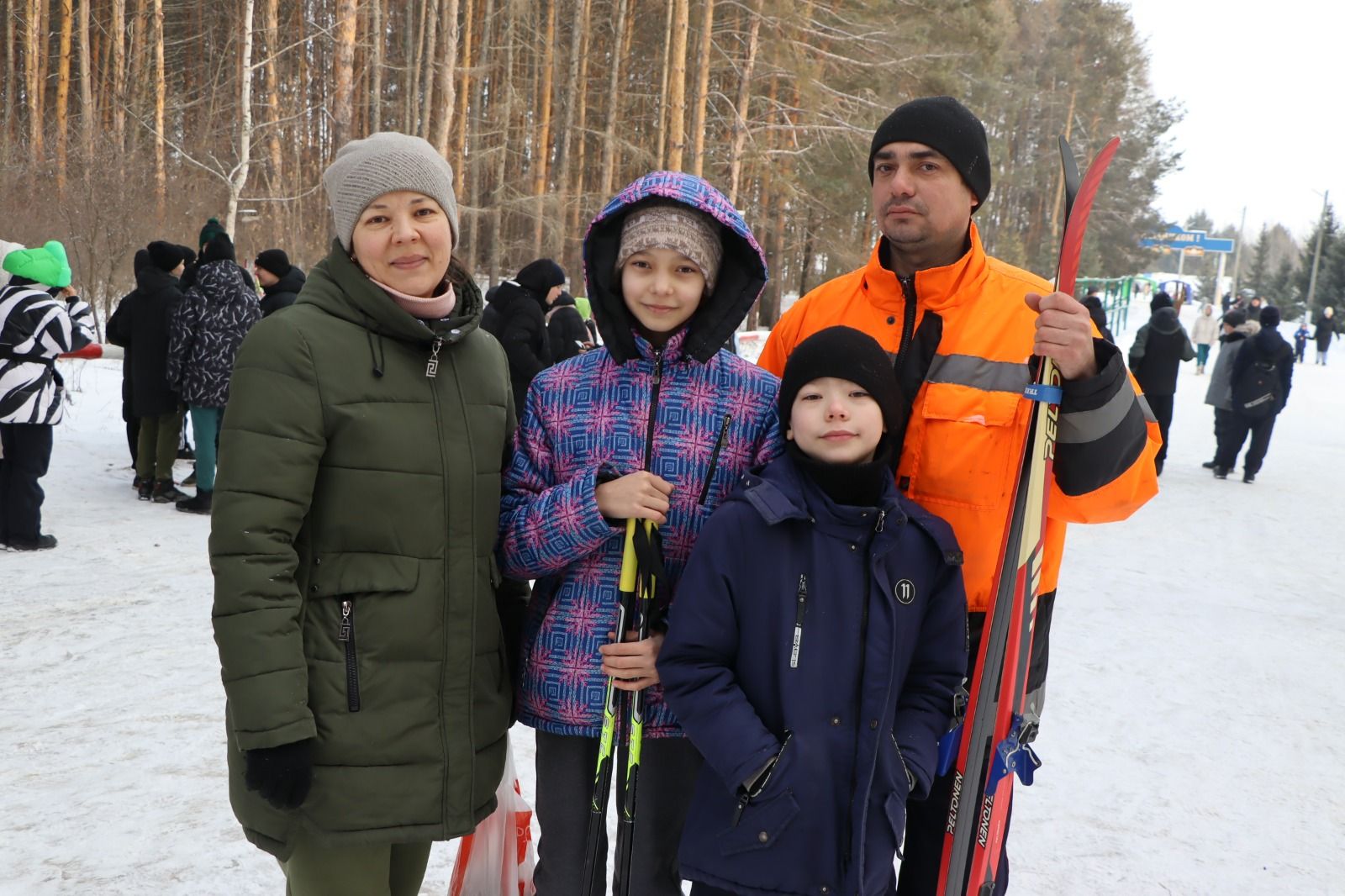 В Пестрецах прошла массовая лыжная гонка
