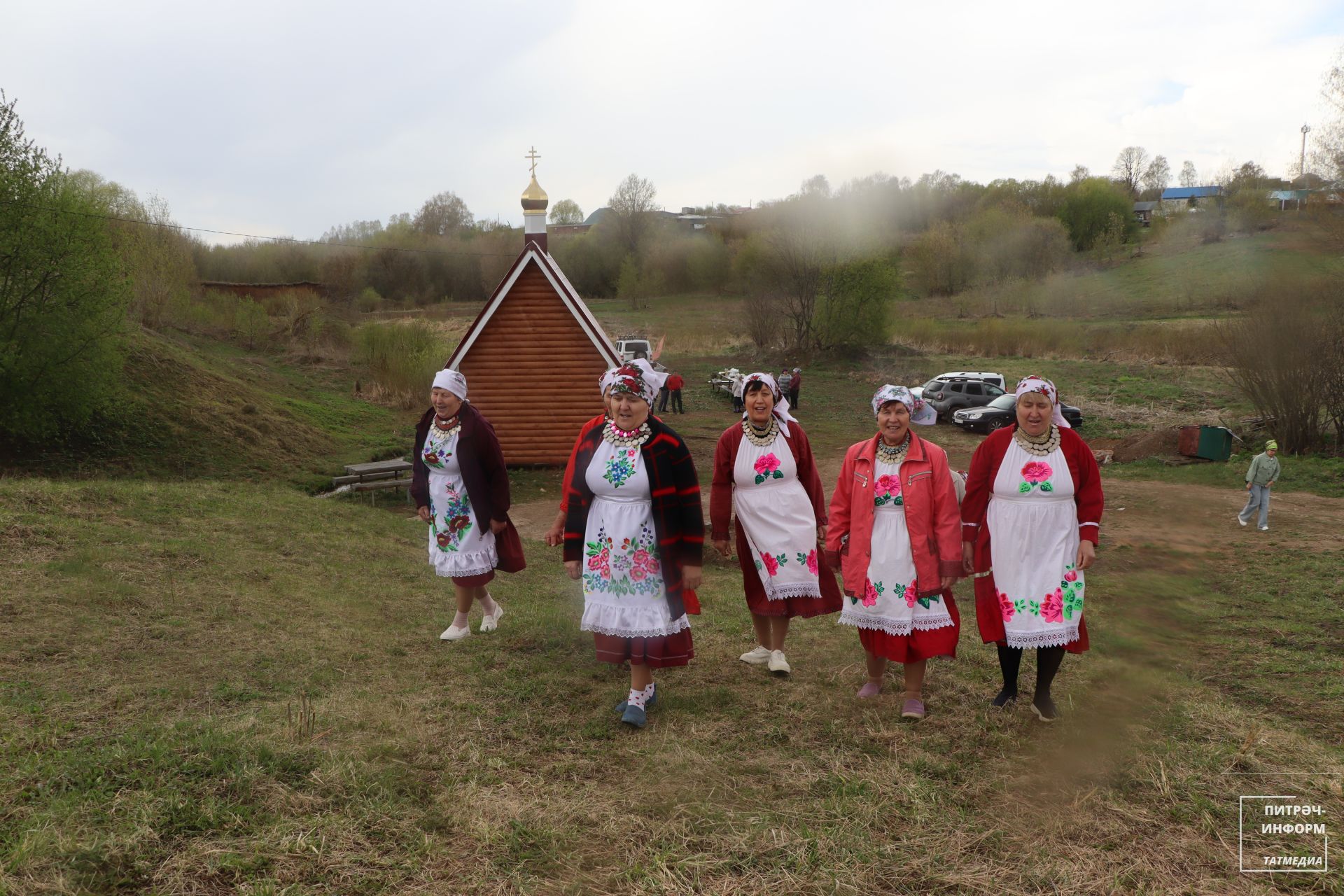 Питрәч районы Кәвәл авылында зур таган куелды