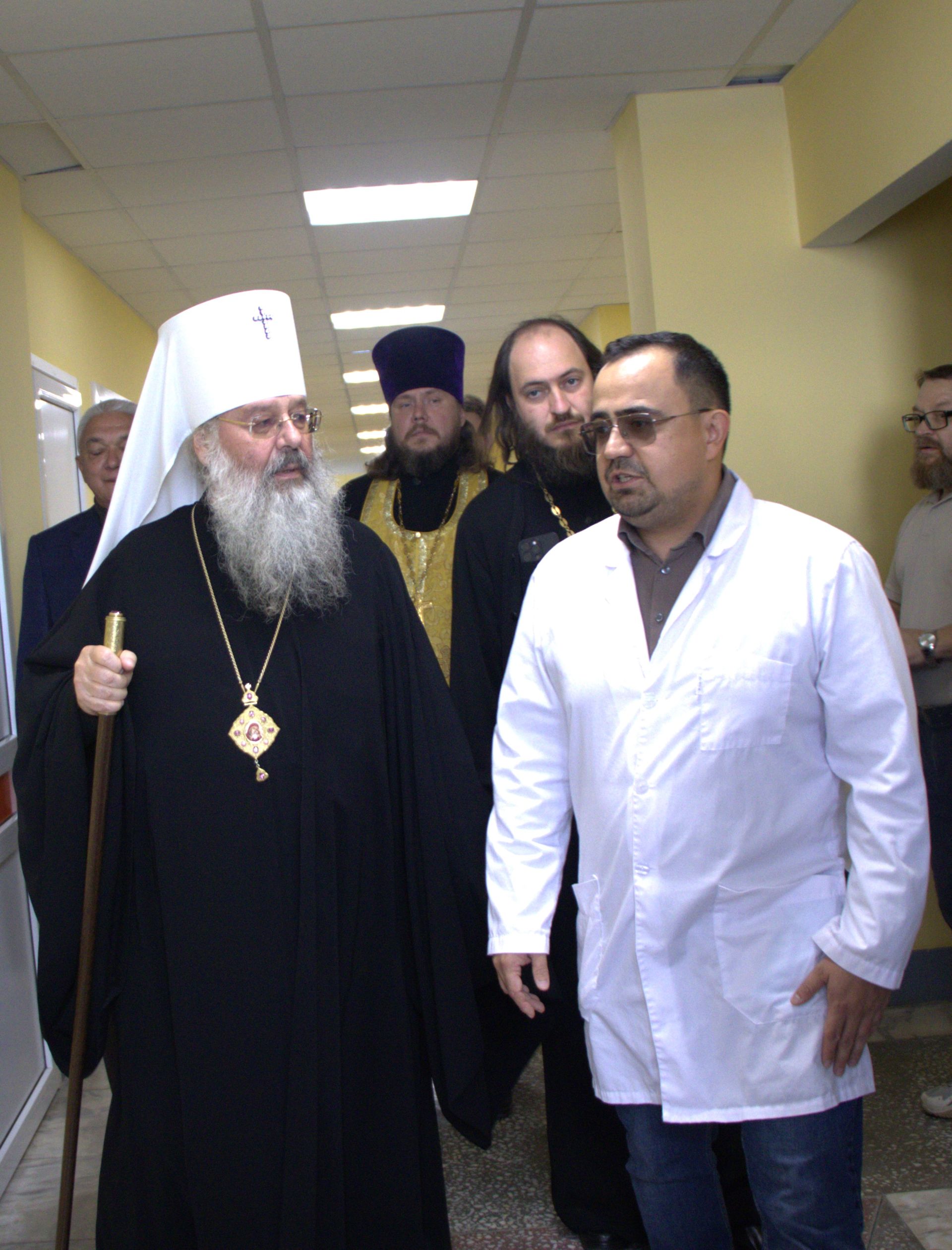 Митрополит Кирилл освятил храм в ЦРБ и дал надежду на возрождение церкви в Ковалях
