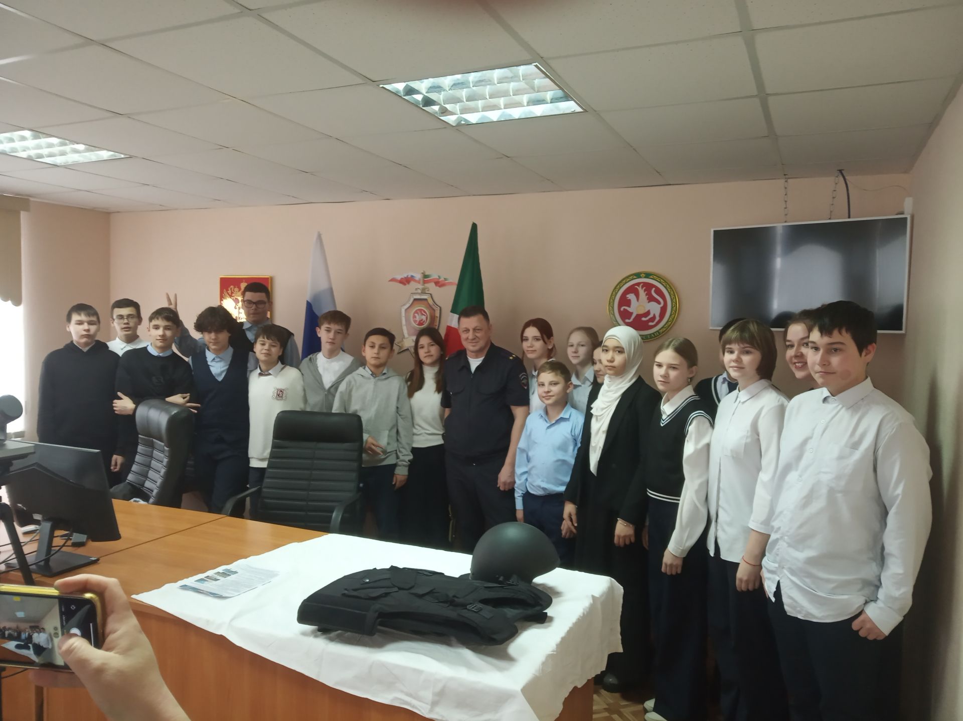 Подполковник полиции встретился с пестречинскими школьниками