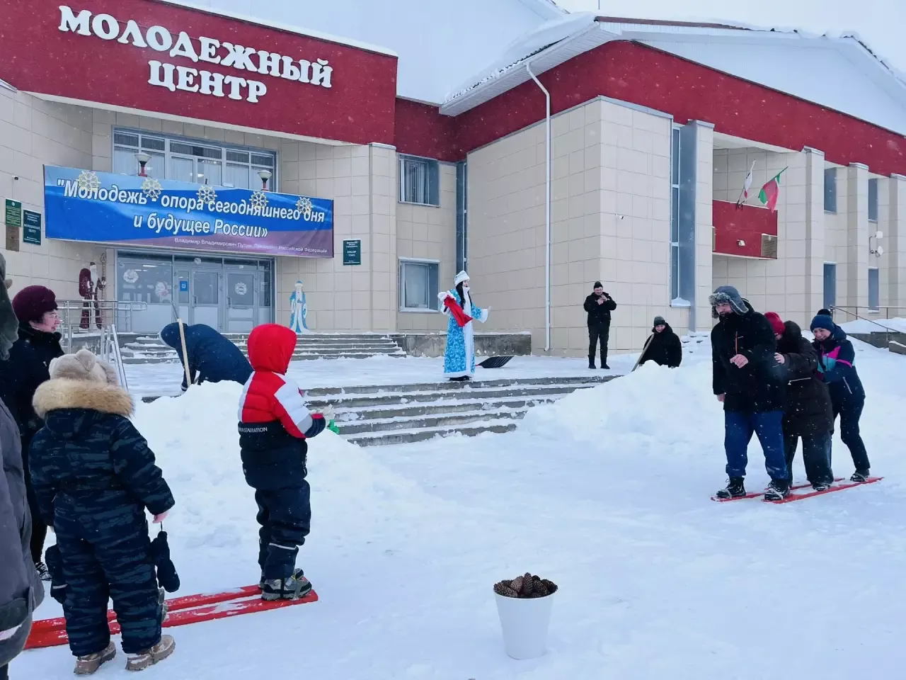 В Ленино-Кокушкино прошли «Зимние забавы»