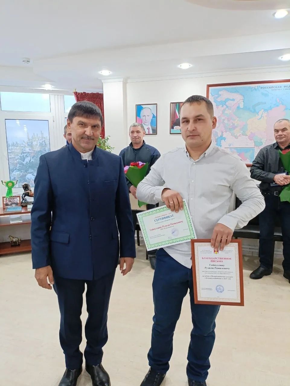 Наградили сотрудников предприятия «Ак барс Пестрецы»