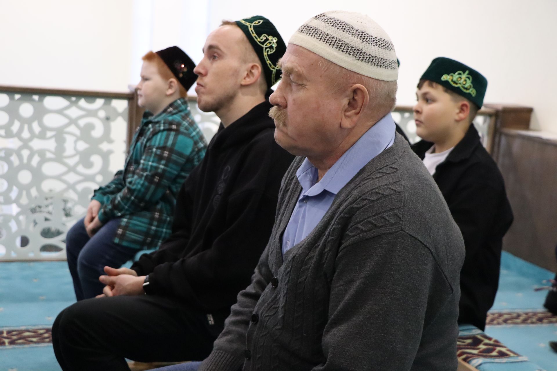 Питрәчтә һәлак булган геройларның әниләренә ифтар оештырдылар