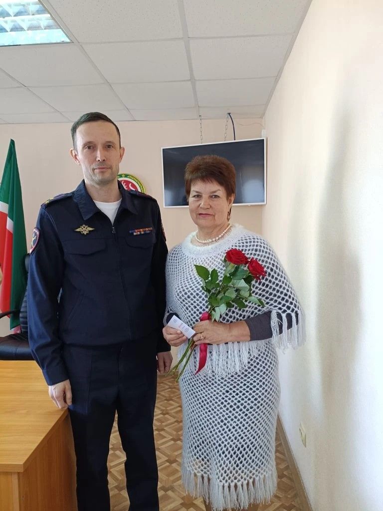 Питрәч районында Эчке эшләр министрлыгы ветераннарын котладылар