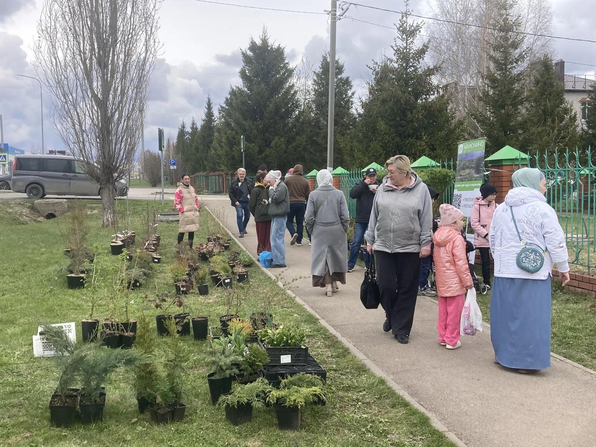 На территории Пестречинской центральной мечети прошла весенняя ярмарка