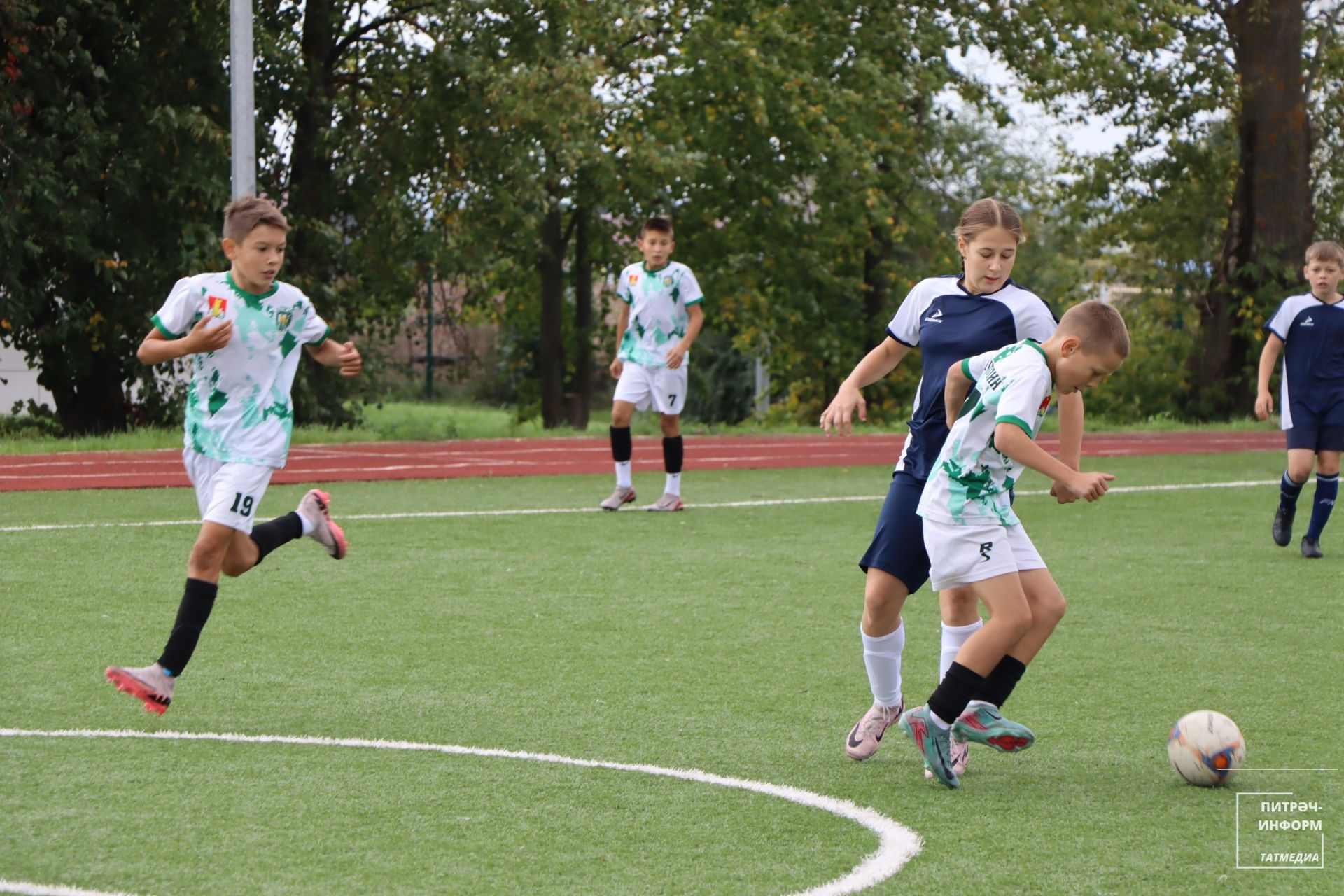 Мини-футбол буенча турнир