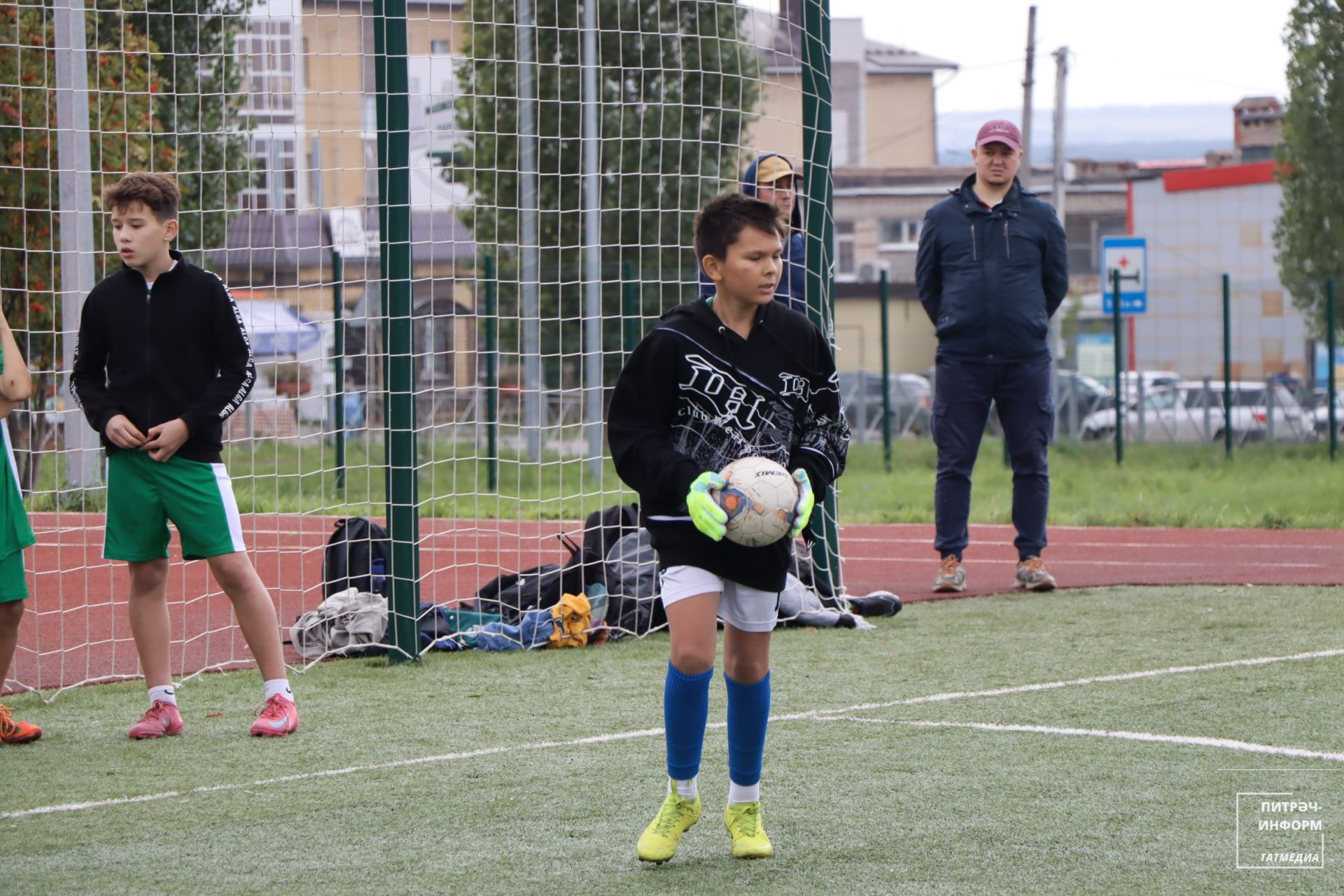 Мини-футбол буенча турнир